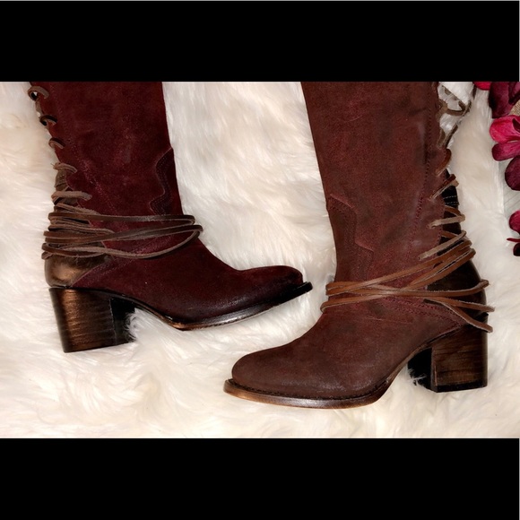 🆕RARE‼️FREEBIRD Wine Suede Boot - Picture 4 of 8